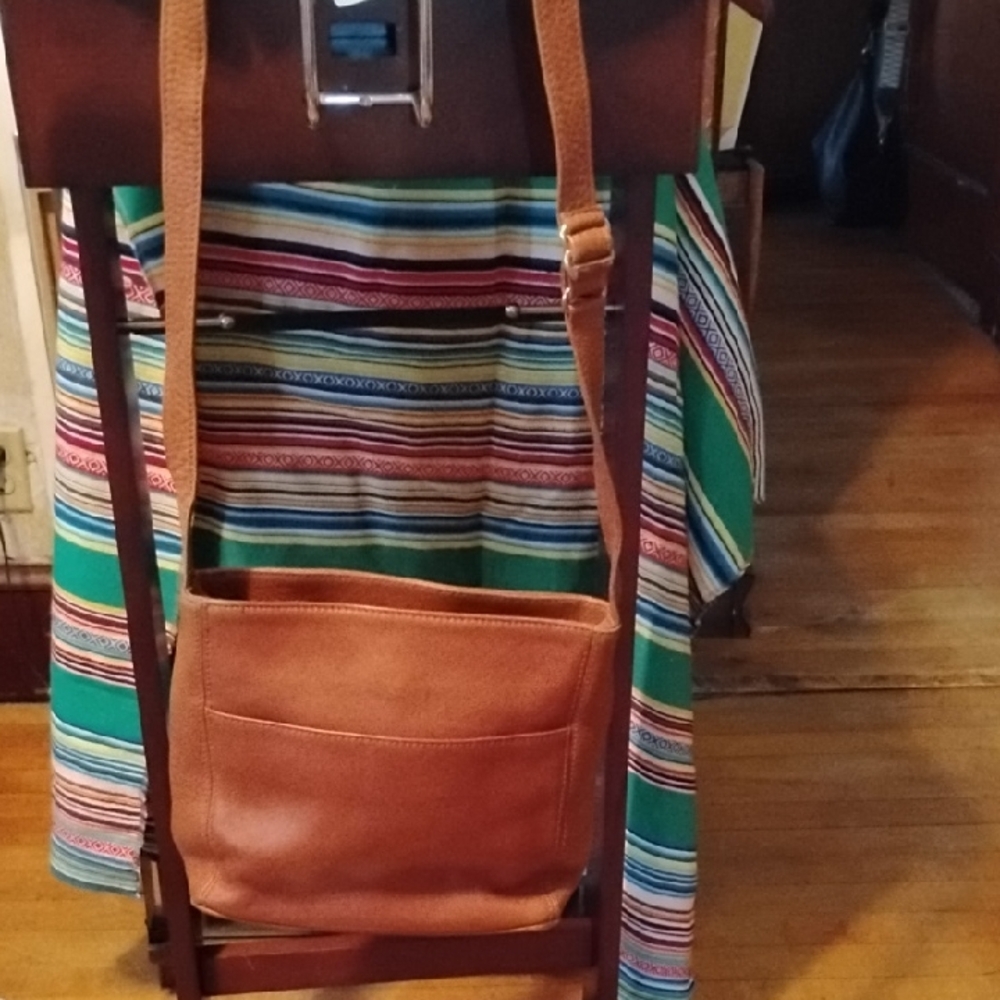 Coach Brown Leather Ladies Crossbody Bag 9"x 11"